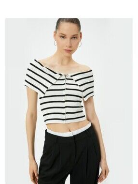 Off-Shoulder Striped Zip-Front Crop Top - Black/White